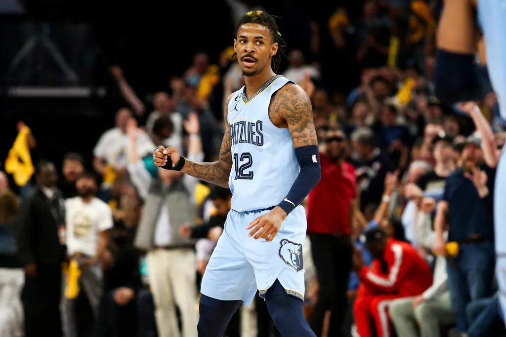 NBA: Ja Morant faz primeira apari&ccedil;&atilde;o p&uacute;blica desde incidente com arma
