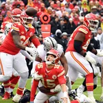 NFL: Nem Taylor Swift &lsquo;natalina&rsquo; salva, e Chiefs perdem para Raiders