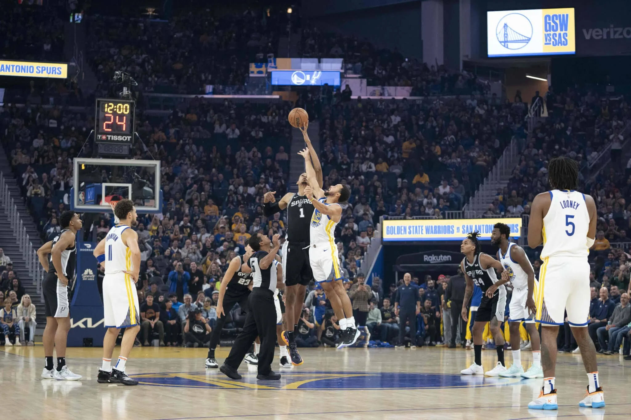 NBA: Medo? Treino de Dallas revela estrat&eacute;gia surpreendente para &lsquo;anular&rsquo;&nbsp;Wembanyana