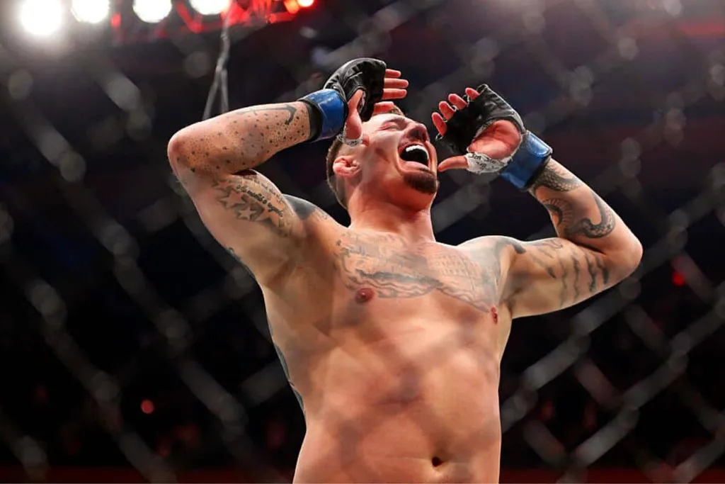 UFC: Novo campe&atilde;o interino provoca Jon Jones ap&oacute;s grave les&atilde;o
