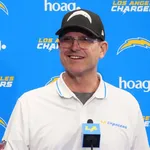 Jim Harbaugh inicia os trabalhos com os Chargers na NFL: ‘Foi o melhor trabalho…