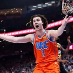 Com show de Josh Giddey, OKC domina Phoenix Suns em casa
