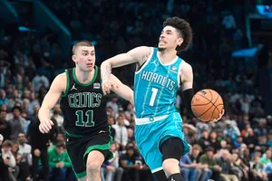NBA: Hornets decidem no fim da prorrogação e vencem Celtics