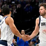 Doncic e Irving desarmam melhor defesa da NBA, e Mavs batem Wolves