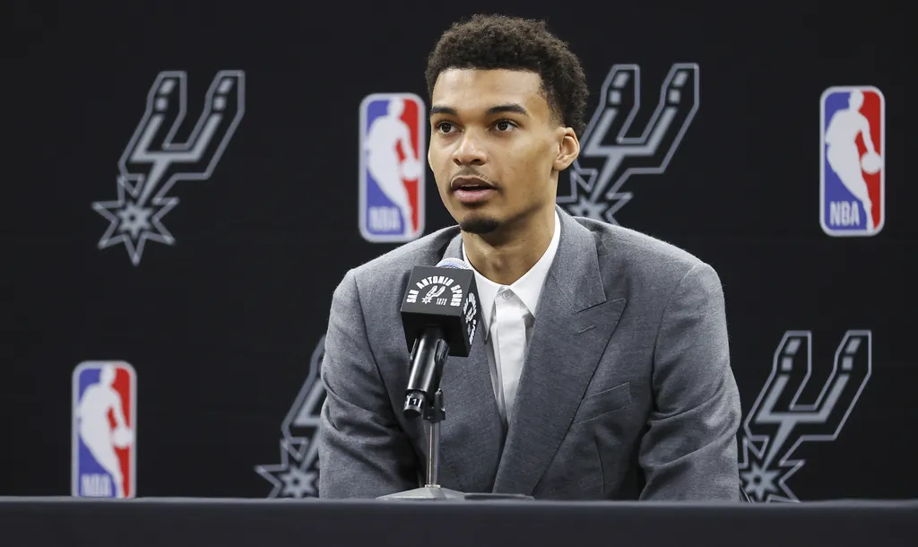 Pode gastar? Saiba como est&aacute; a folha salarial do seu time na NBA