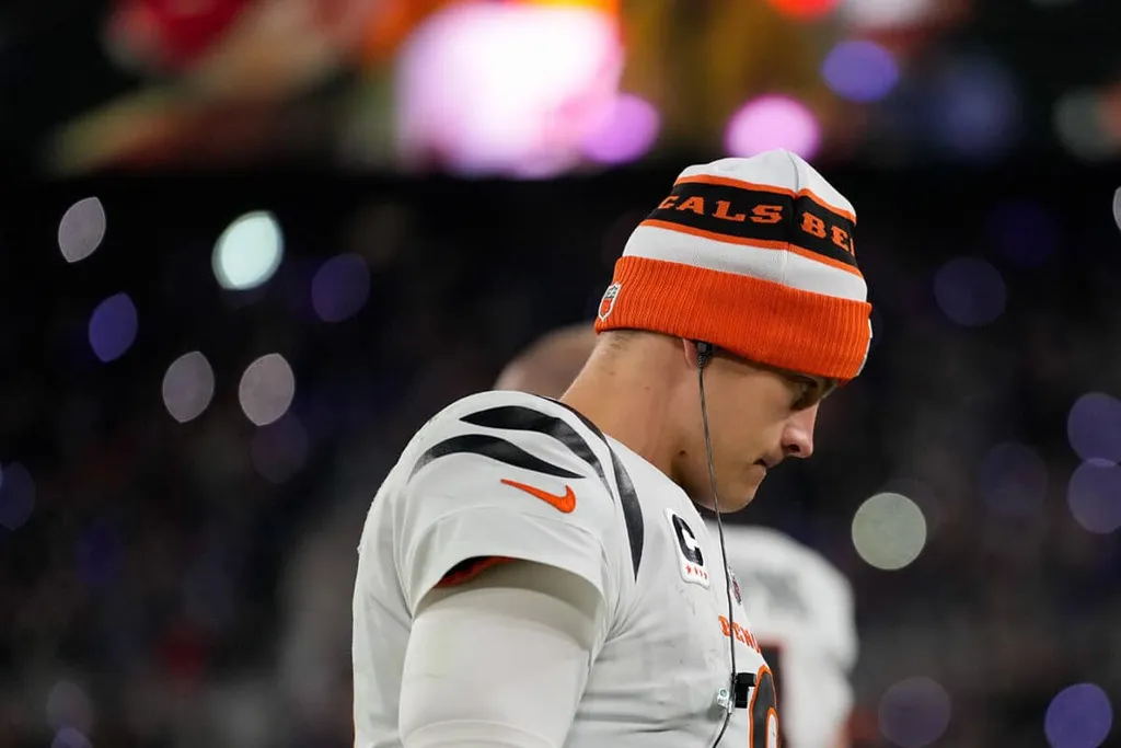 NFL: Joe Burrow lesiona e est&aacute; fora da temporada