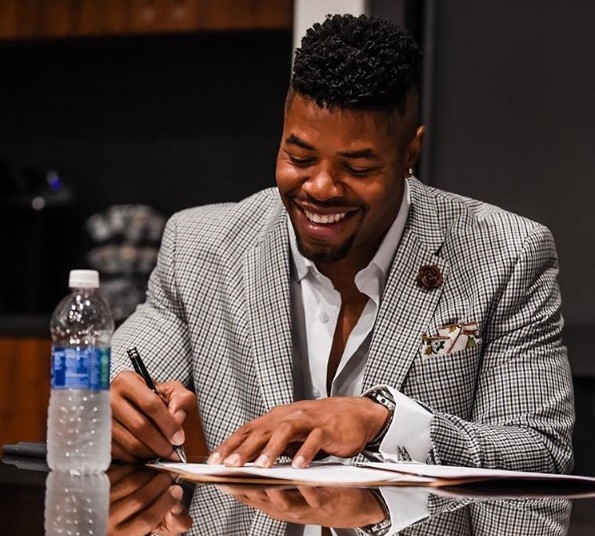 Miami Dolphins estende contrato de Cameron Wake por dois anos